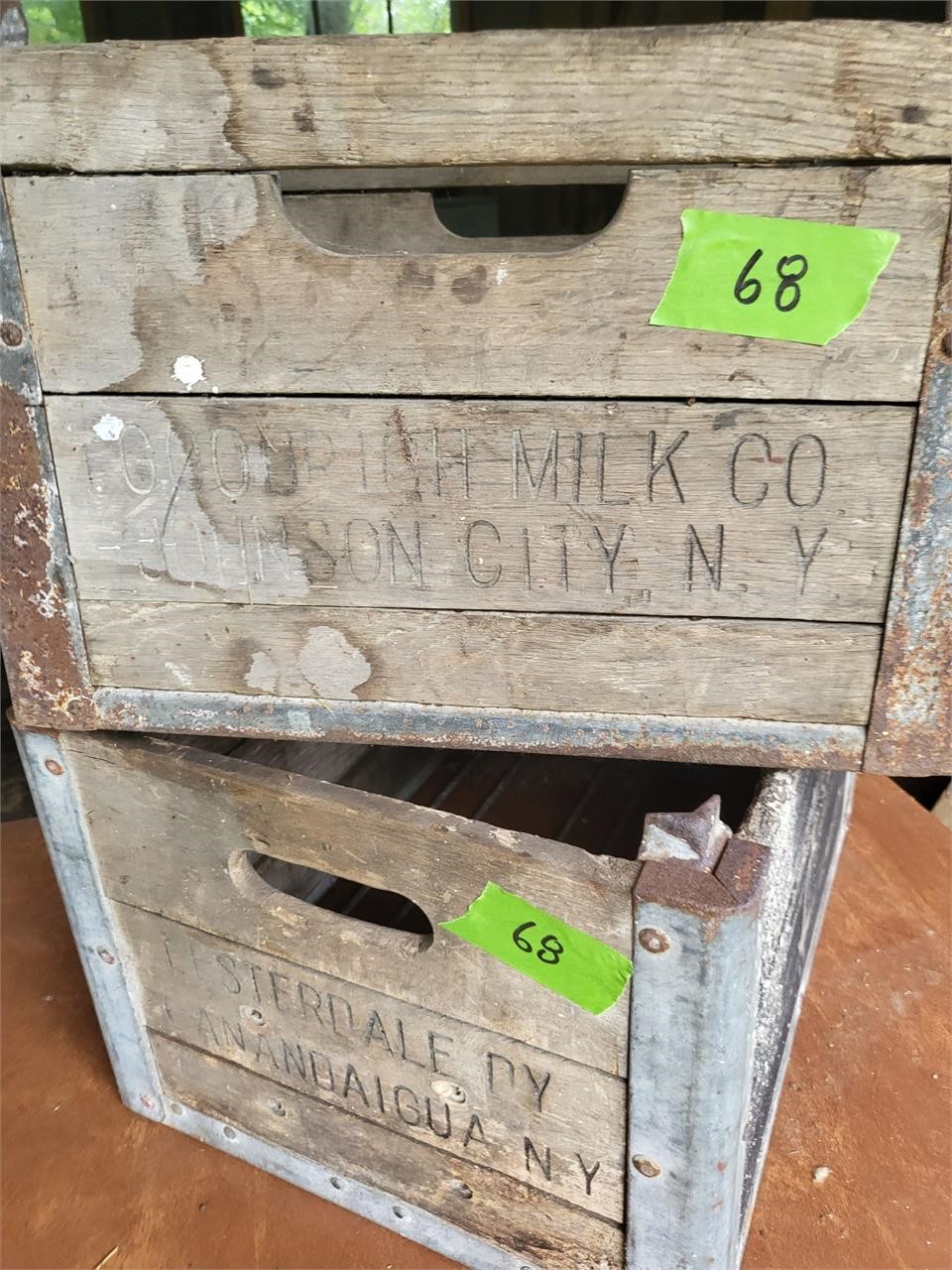 2 milk crates