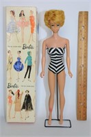 VTG  Barbie Teenage Fashion Model Doll 850 in box