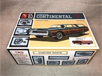 AMT 1965 Lincoln Continental open model