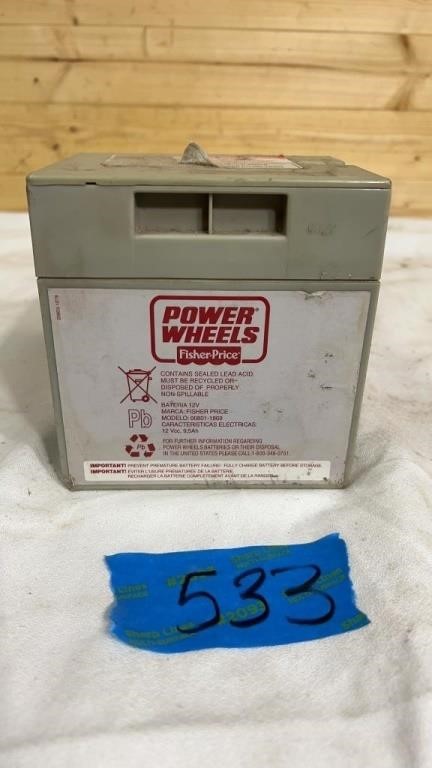 12 v rechargeable Fisher-Price Power Wheels