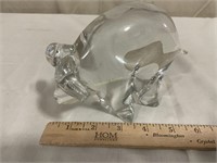 Solid glass pig