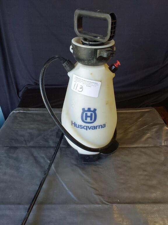 Husqvarna 2 Gallon Hand Sprayer