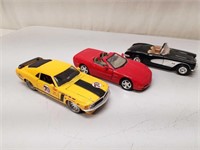 Mustang Boss 302, Corvette 1/24 Scale Die Cast