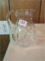 Heavy crystal pitcher 8in tall