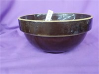 Early brownware mixing bowl 10.5" dia