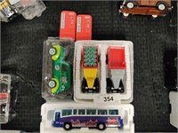 4 New diecast soda trucks + vending machines