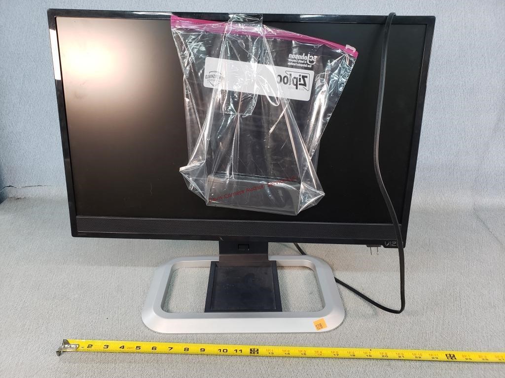 Adjustable Vizio 24" TV / Computer Monitor