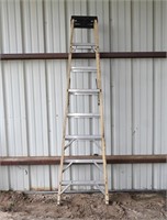 8ft Fiberglass Step Ladder