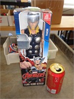 2016 AVENGERS THOR FIGURE