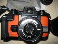 Nikonos-V Underwater Camera w/case & O Ring