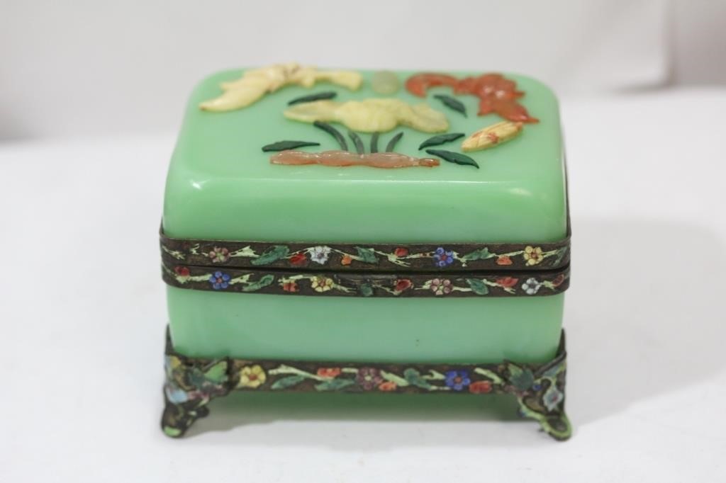 Rare Chinese Peking Glass/Jade Carnelian Box
