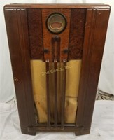 Antique Philco Model 38-62 Floor Radio Works