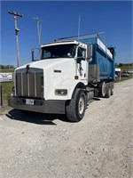 Lot. 120. 2005 Kenworth T800