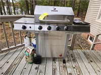 Charbroil gas grill w/ accessories & tank