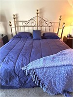 King Brass HB, Mattress & Bedding included