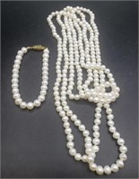 62in Pearl Necklace And Bracelet 8 In