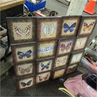 Tin wall hanging w/butterflies