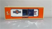 Lionel train - Lenny the line hi-cube boxcar