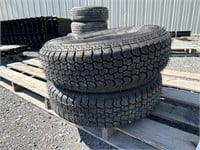 (2) Roadguider ST205/75 D14 Trailer Tires