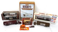 Lot of 8,Assorted Hershey toys and others