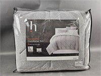 New Home Expressions Reversible Comforter Set