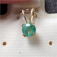 $150 14K  Natural Emerald(0.3ct) Pendant