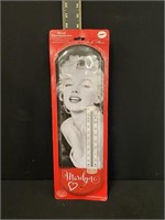 NIP Marilyn Monroe Metal Thermometer