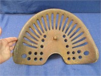 antique no.6 cast iron seat (rusty color)