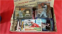 200 Baseball Cards & Value Cards