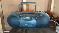 Magnavox radio