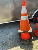 6 Caution Cones