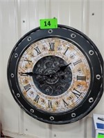 WALL CLOCK WITH GEARS
