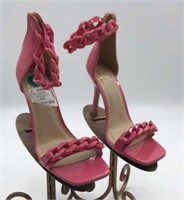 D Chain Link Pink Heels Sz 7.5