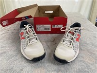 New in Box - New Balance Tennis Shoes Size 10 wide