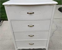 DIXIE FURNITURE CHEST OF DRAWERS