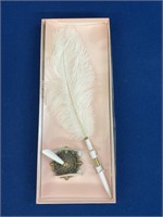 Vintage Plume Feather Pen With Holder For Wedding