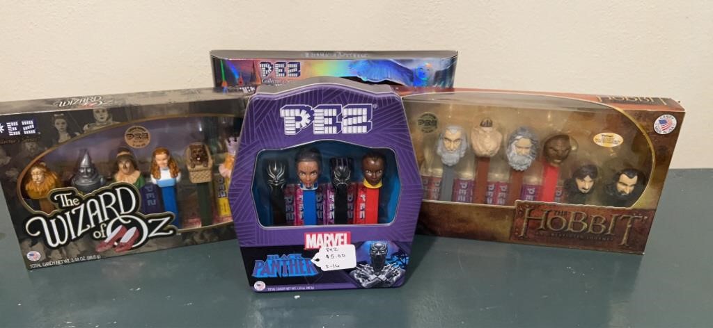 (4) PEZ DISPENSER COLLECTOR SETS