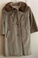 VTG FAUX FUR JACKET GOODYEARS DEPARTMENT STORE IN