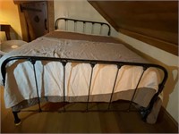 Antique Ornate Metal Bed (Full/Queen)