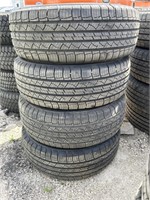 Set of 4 Michelin Latitude tires 245/60R18