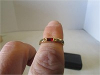 Gold Plated Vtg Avon Ring with Real Diamonds and