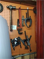 Mixed tools, pullers, hammer, wrenches
