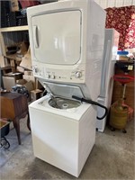 GE Stacked Washer/Dryer Unit