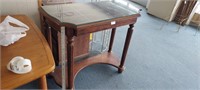 VERY NICE GLASSTOP ENTRY TABLE . SOFA TABLE