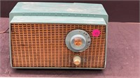Westinghouse Bakelite Radio. Unknown working