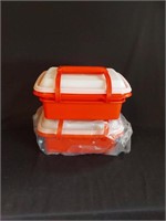 2 Tupperwear Lunchboxes
