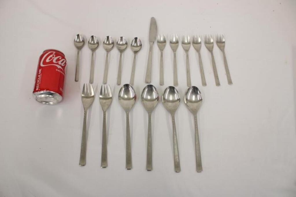 18 Pieces of Altosil Stainless Flatware