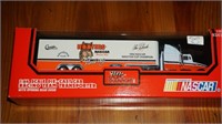 Alan Kulwicki #7 Hooters Trailer Rig