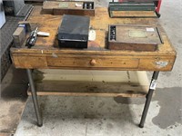 Workbench with Timber Top 900x610