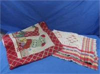 Vintage Christmas Throw Rug & Tablecloth